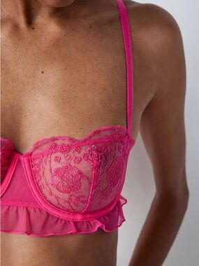 Etam Hot Pink Sheer Lace Ruffle Underwire Bra